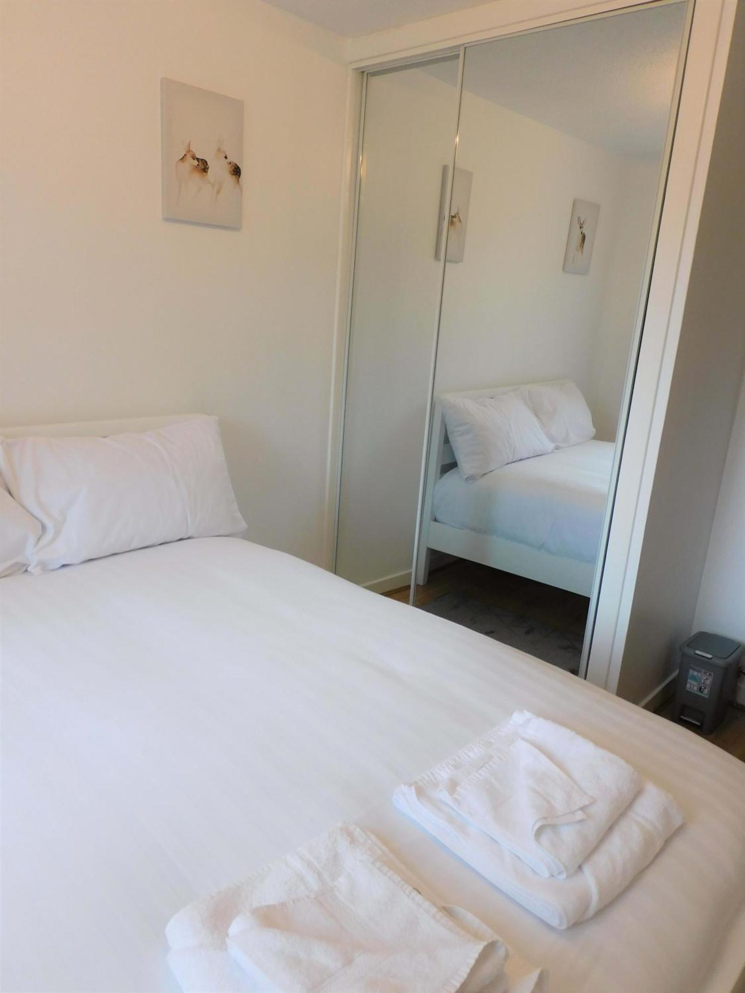 2 Bed Apt On Quiet Cul-De-Sac, Fab Location Paisley Exteriér fotografie